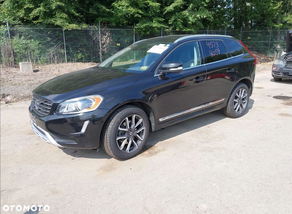 Volvo XC 60 - 1