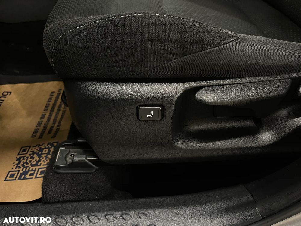 Toyota C-HR 1.8 HSD 4x2 CVT C-lassy - 17