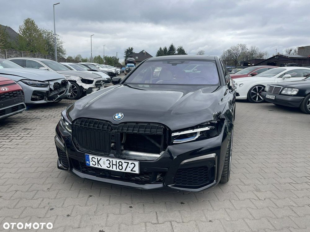 BMW Seria 7 - 11