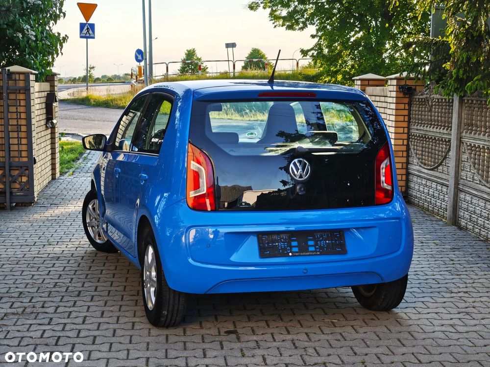 Volkswagen up! BlueMotion Technology cup - 3