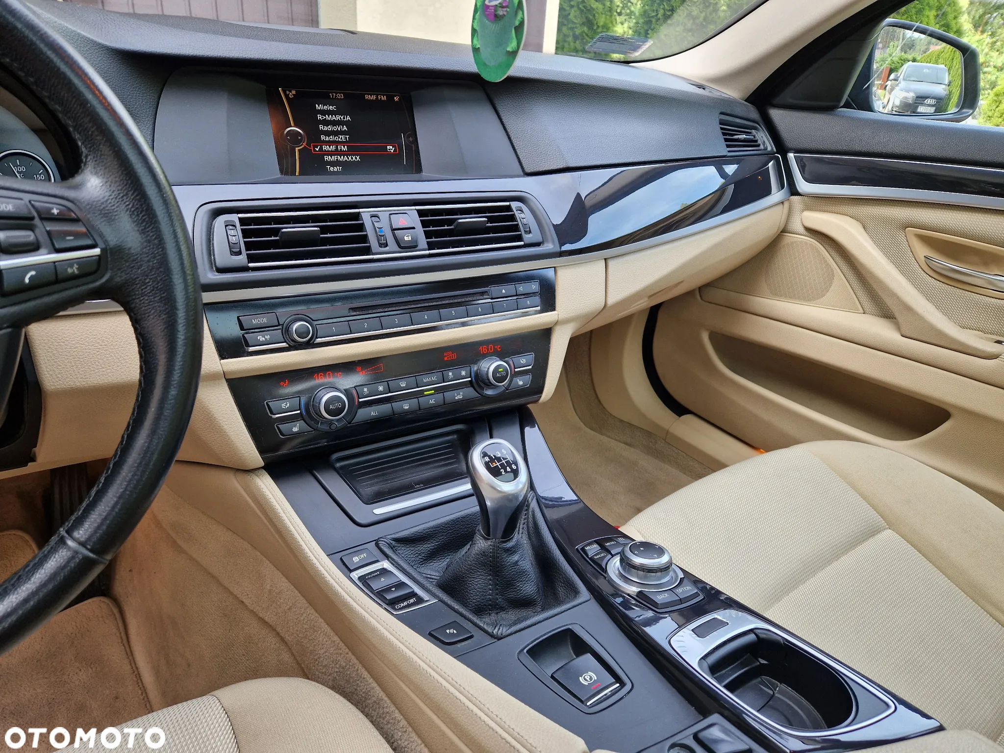 BMW Seria 5 520d - 17