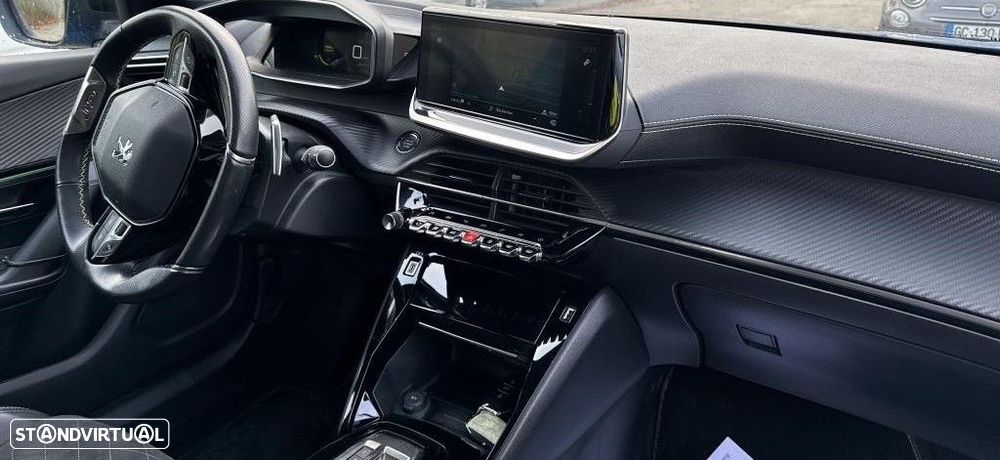 Peugeot 2008 1.2 PureTech GT Pack EAT8 - 10