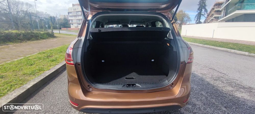Ford B-Max 1.6 TDCi Titanium - 9