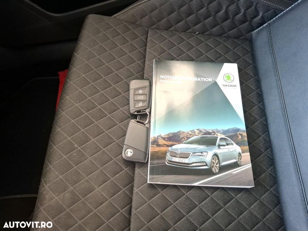 Skoda Superb 2.0 TDI DSG Style - 33