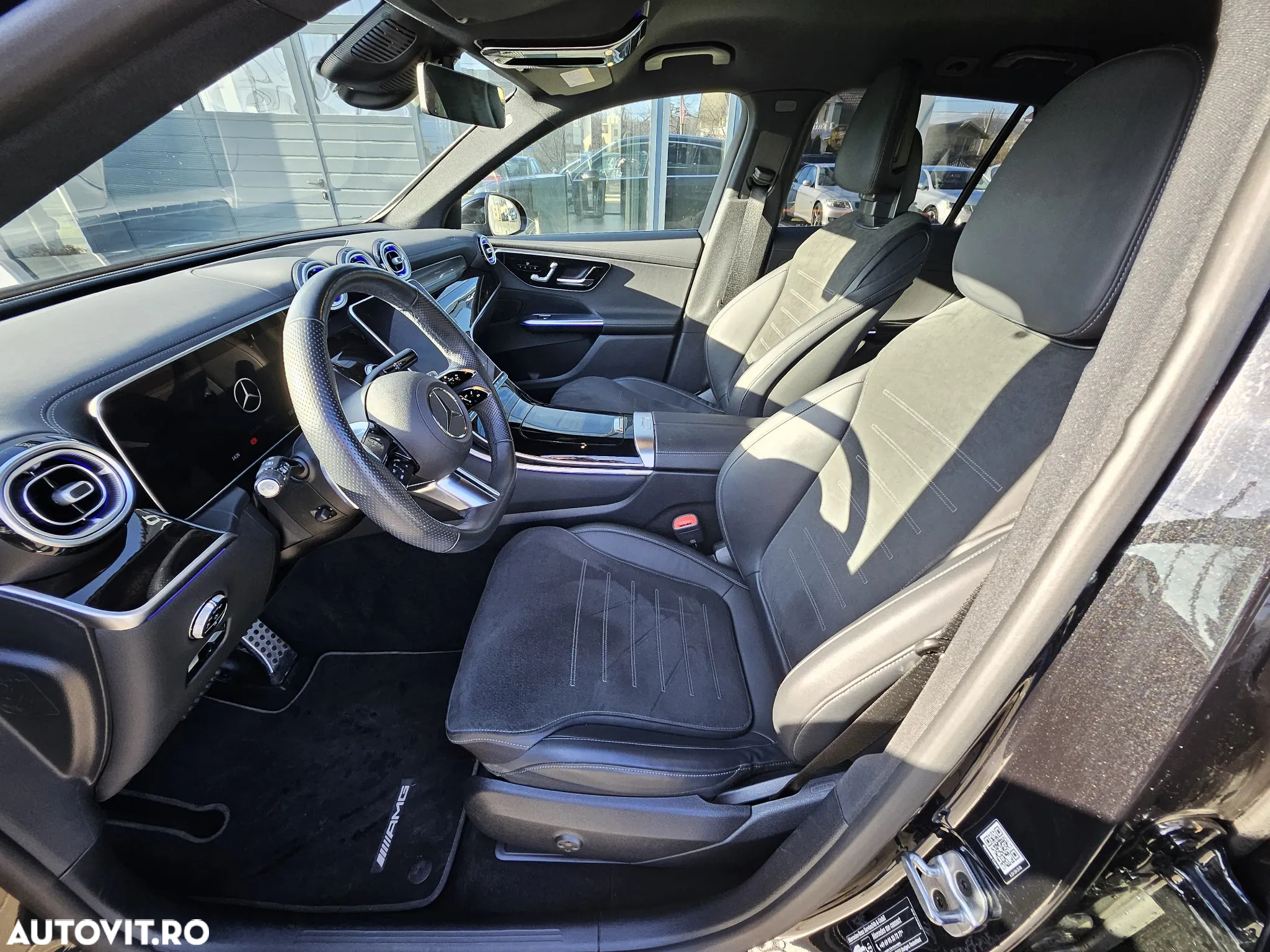 Mercedes-Benz GLC 300 4Matic 9G-TRONIC AMG Line Advanced - 10