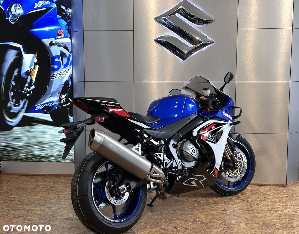 Suzuki GSX-R - 4