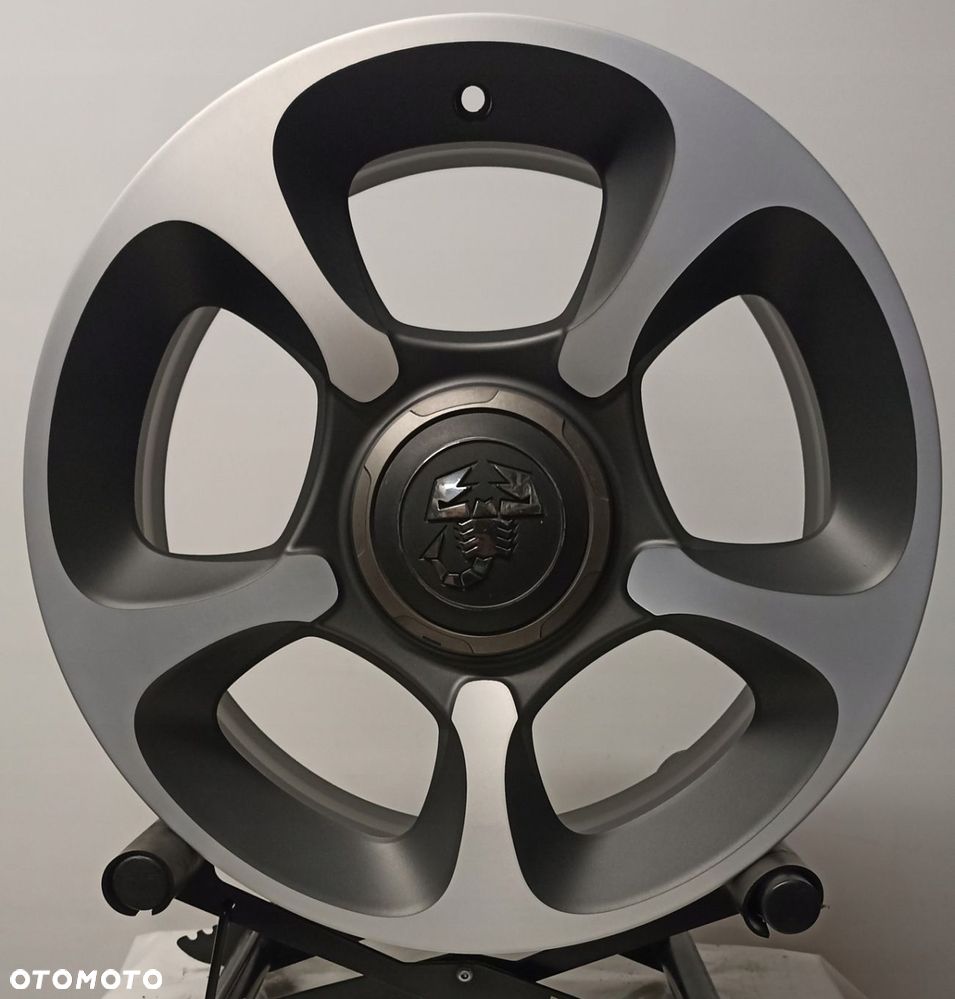 FELGI ALUMNIOWE FIAT 500 7x17 4x98 ET 38 - 1