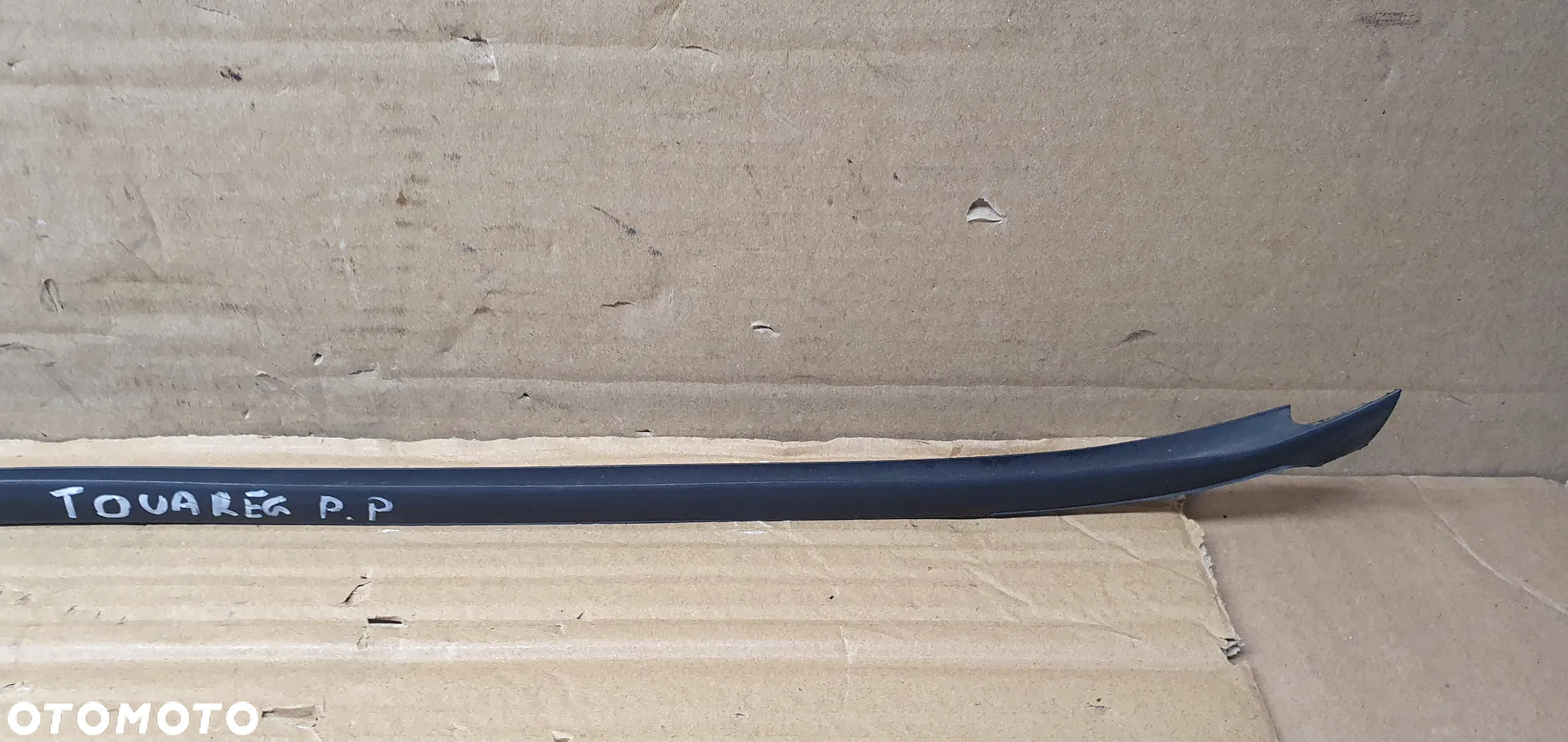 Listwa szyby czołowej prawy przód VW Touareg 7L6854328 - 3
