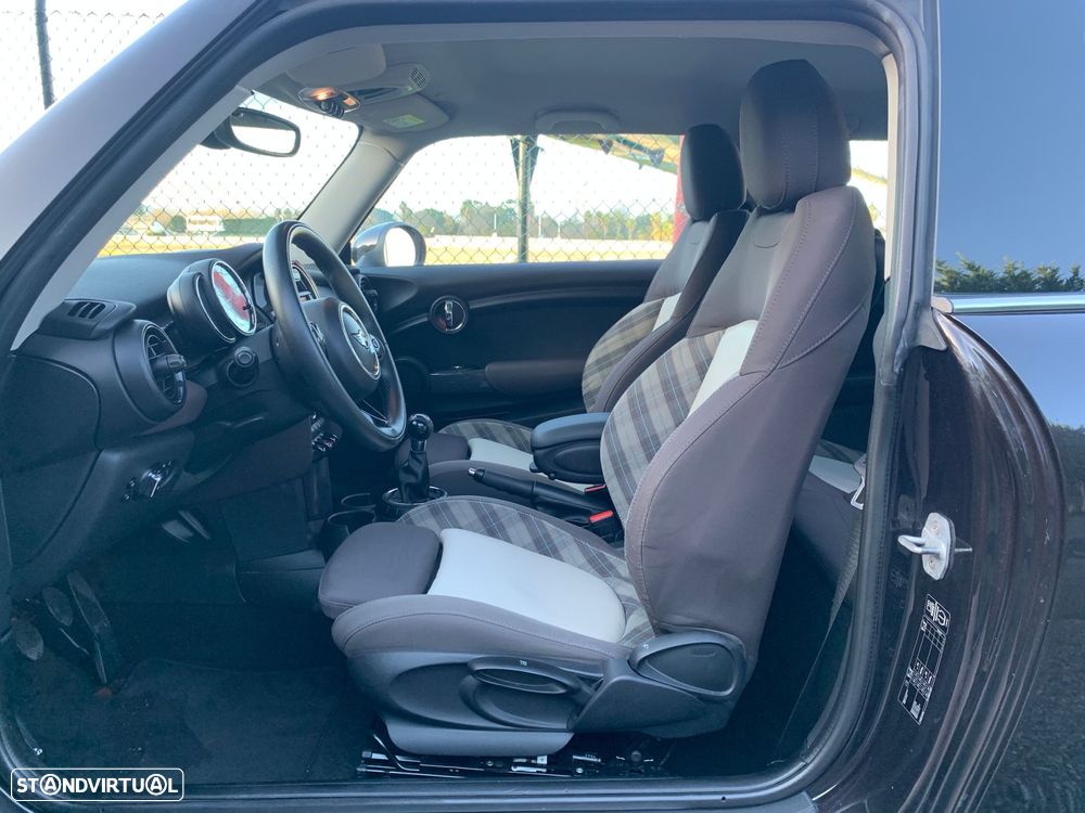 MINI 3 Portas One D - 10