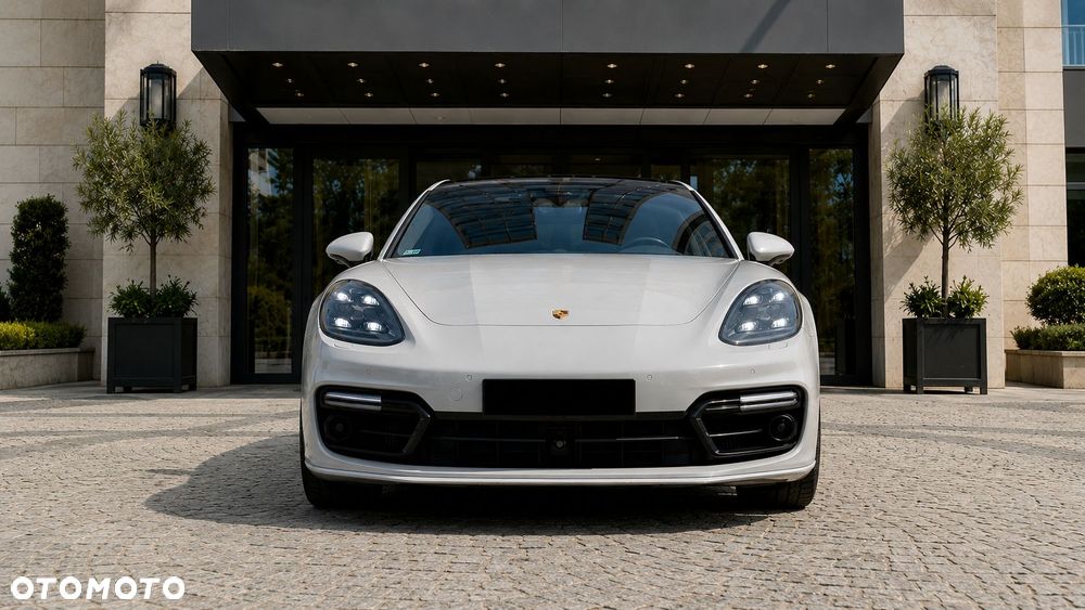 Porsche Panamera Turbo S E-Hybrid - 3