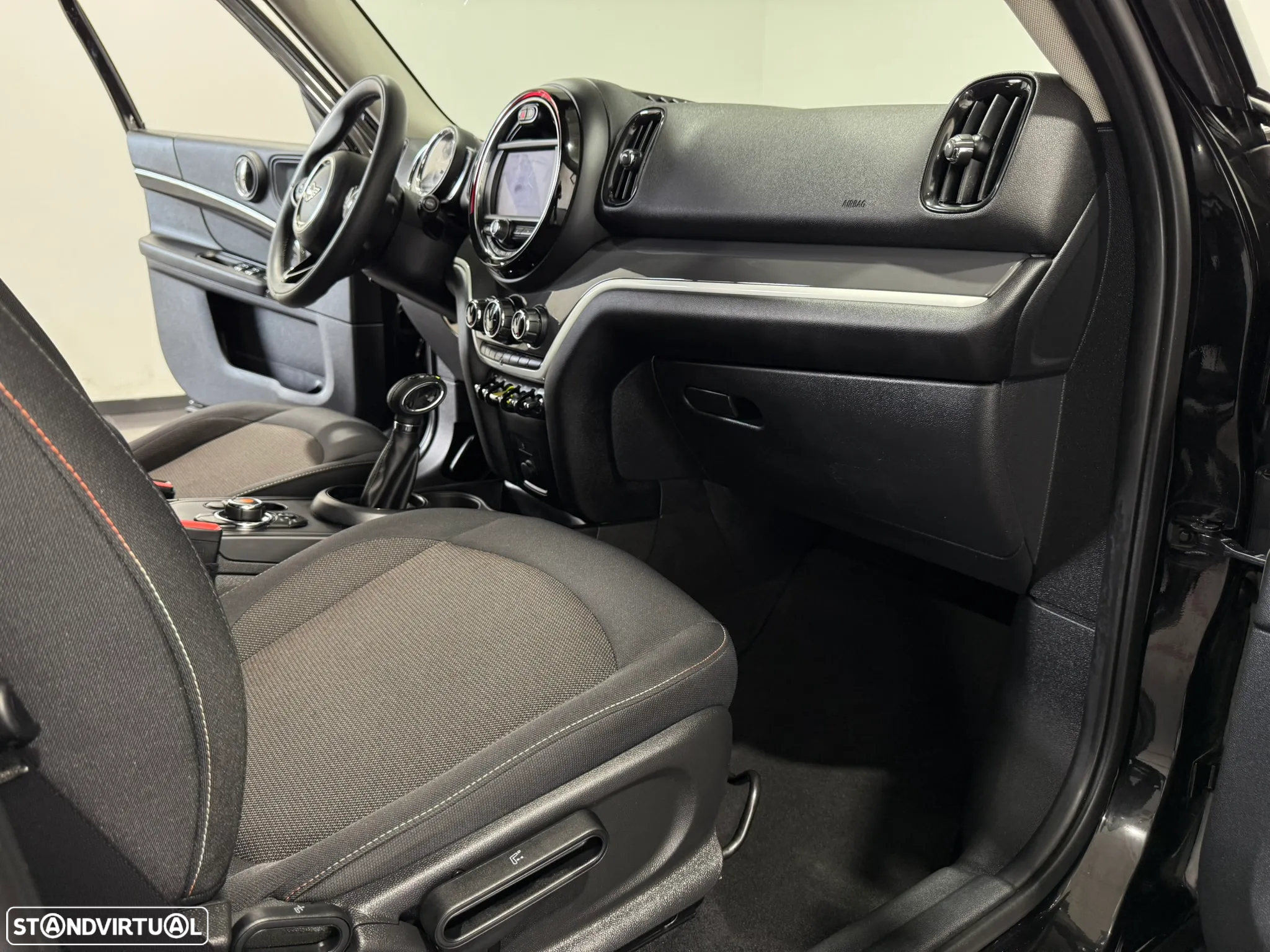MINI Countryman Cooper SE ALL4 Auto - 39