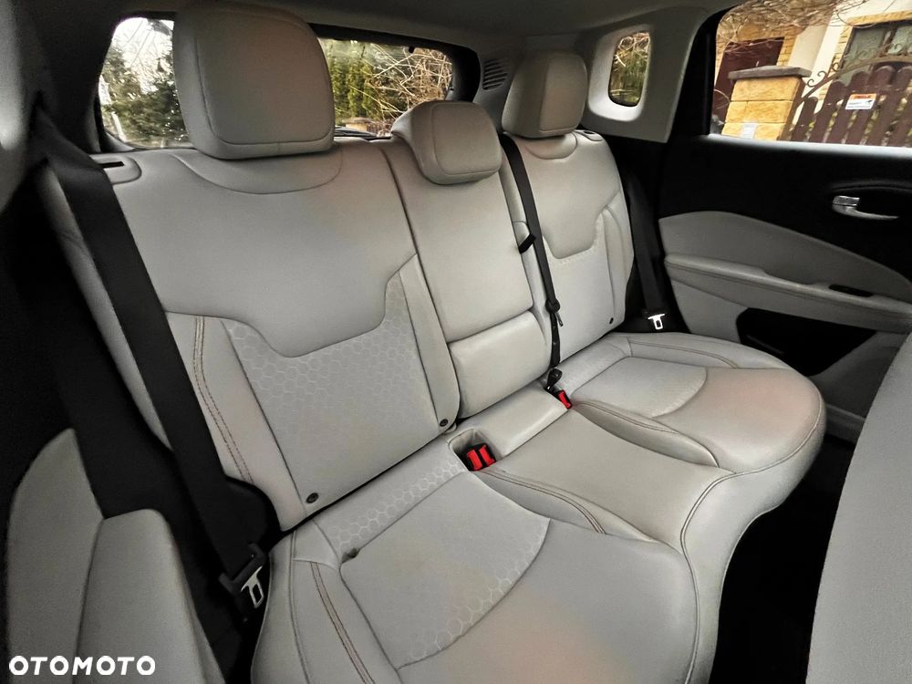 Jeep Compass 1.4 MultiAir Limited - 34