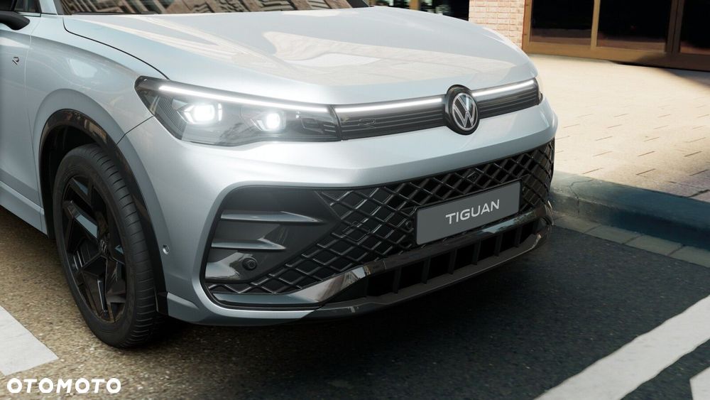 Volkswagen Tiguan - 10
