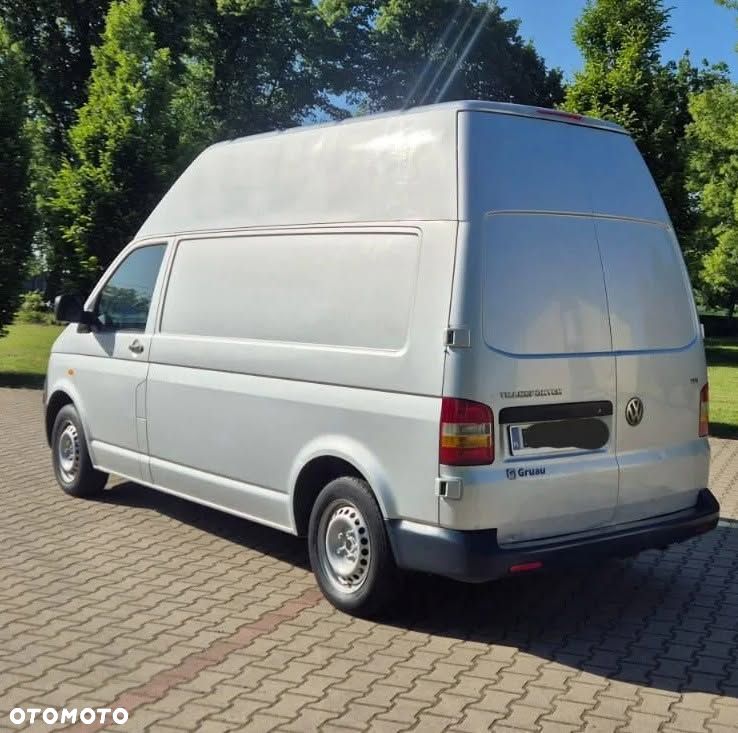 Volkswagen Transporter T5 - 2