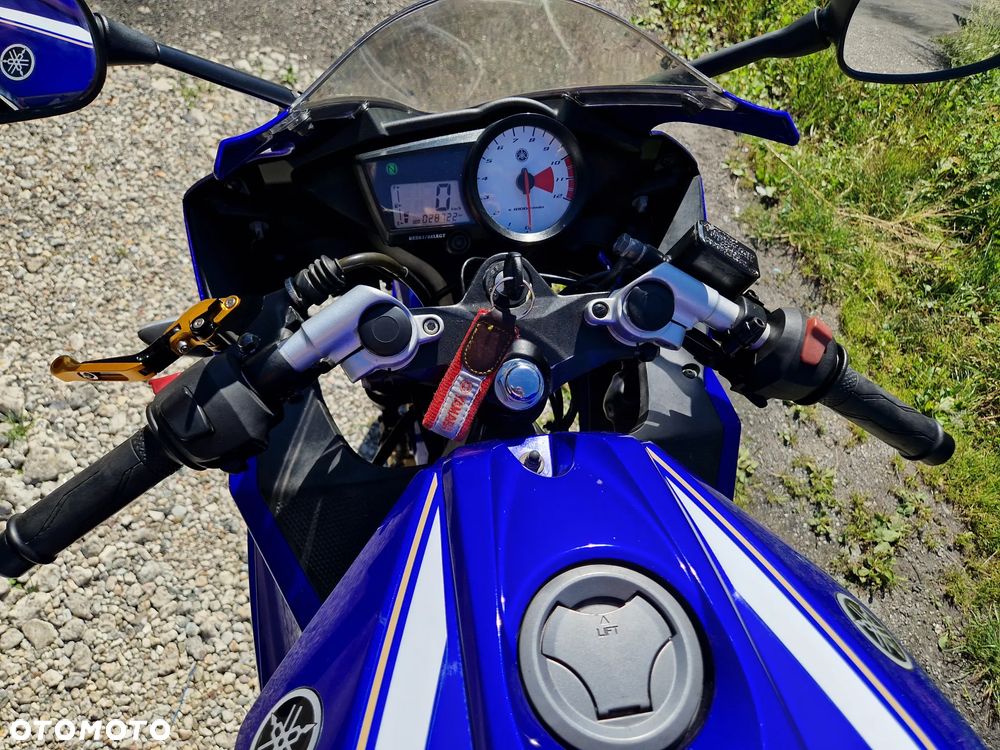 Yamaha YZF - 6