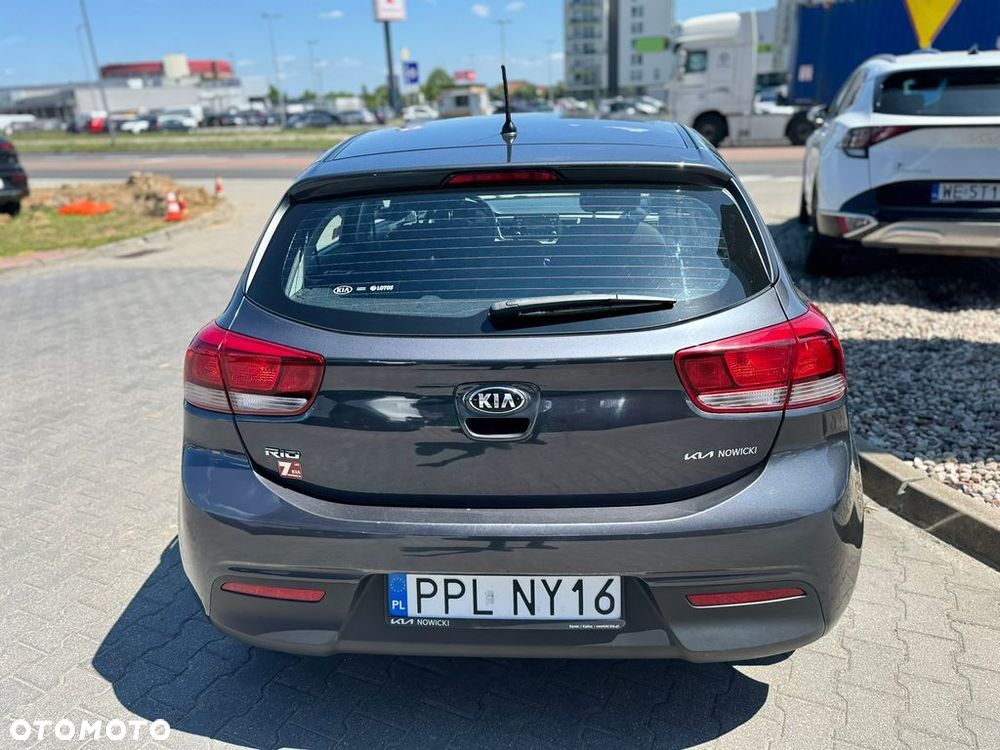Kia Rio 1.2 M - 5