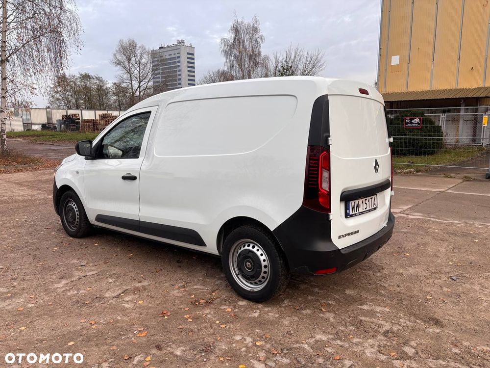 Renault Express - 4
