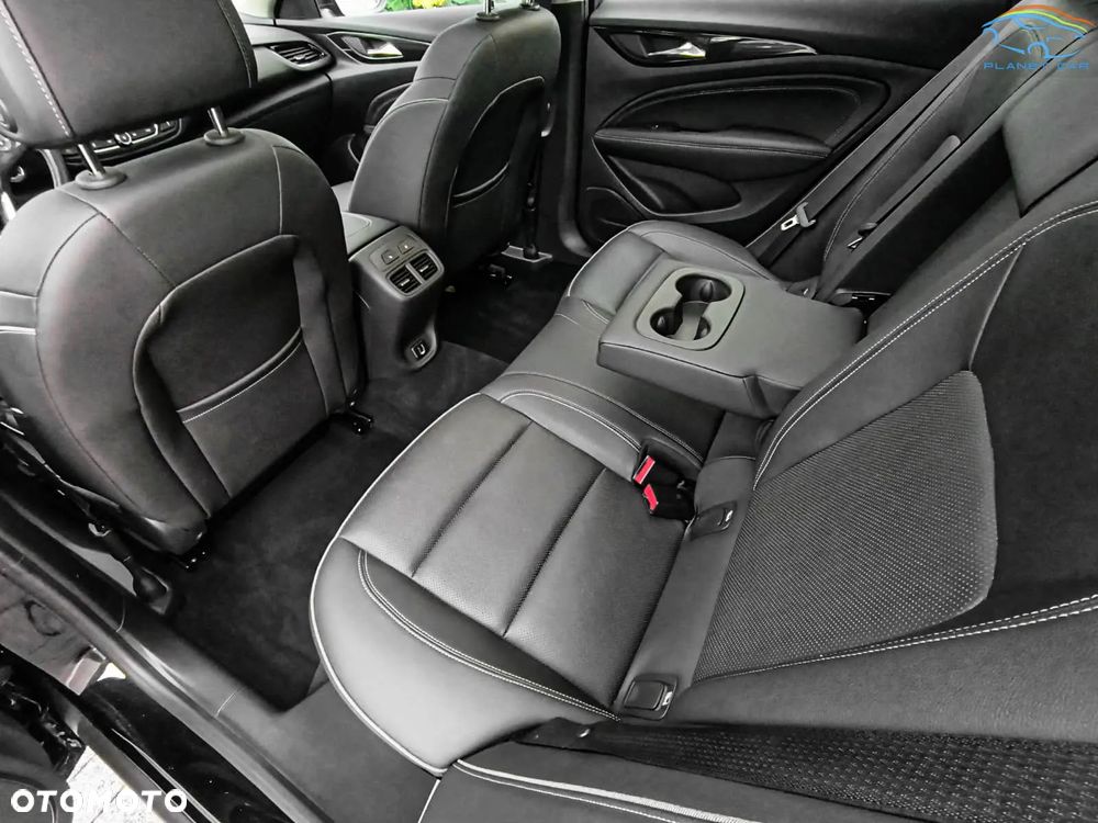 Opel Insignia 1.6 CDTI Executive - 15