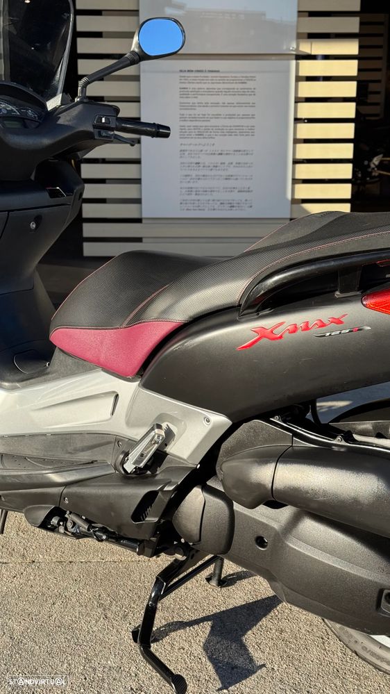 Yamaha X-Max - 4