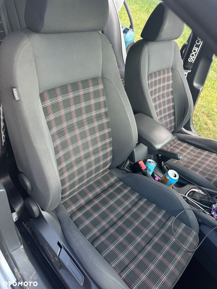 Volkswagen Golf 2.0 GTI DSG - 7