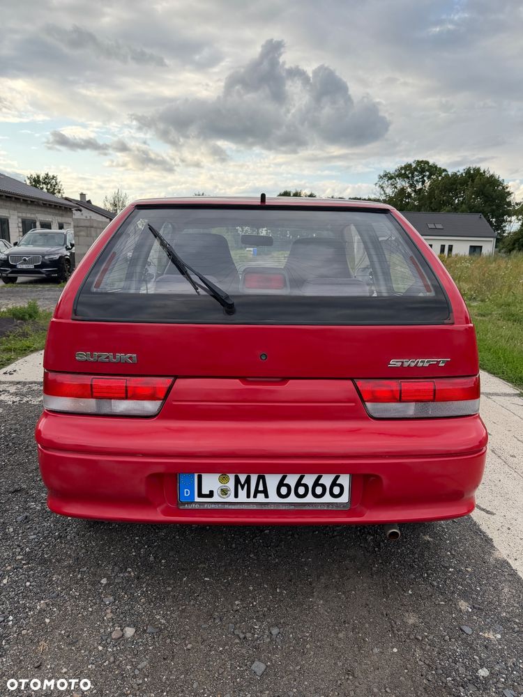 Suzuki Swift - 6
