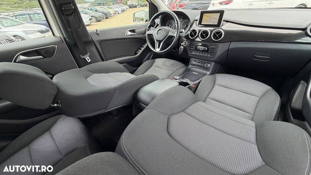 Mercedes-Benz B 180 d 7G-DCT Edition - 4