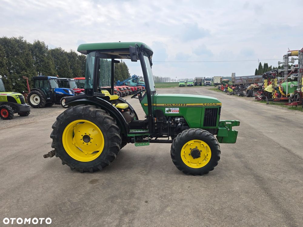 John Deere 5400N - 1