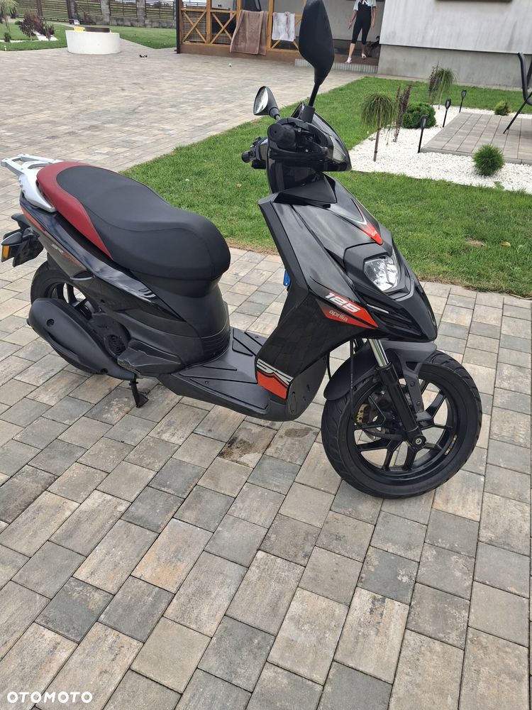 Aprilia SR - 6