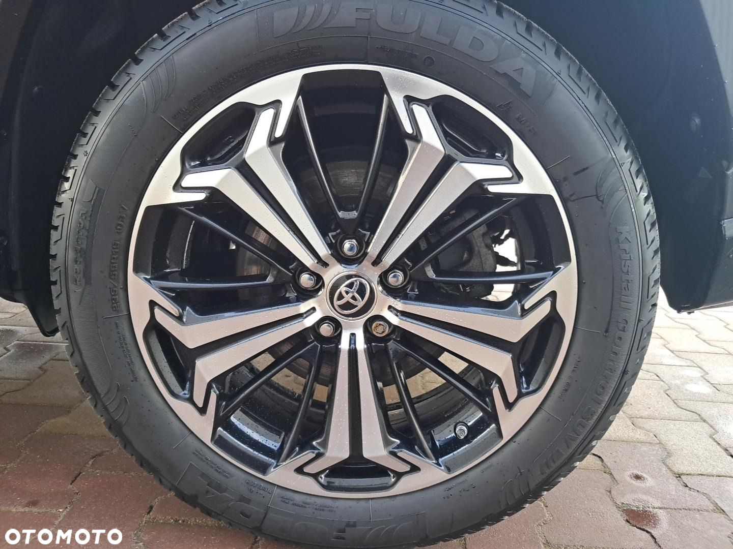 Toyota RAV4 - 13