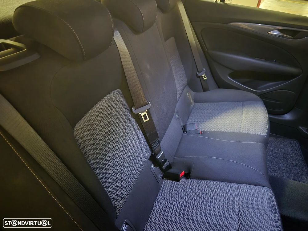 Opel Insignia Grand Sport 1.6 CDTi Dynamic - 31