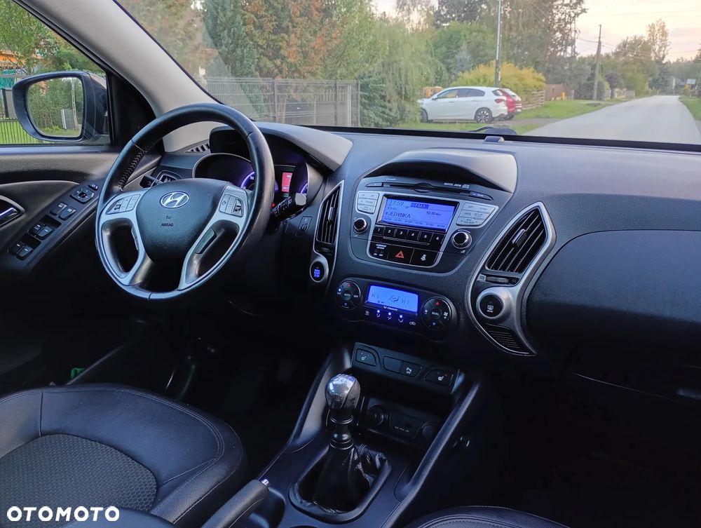 Hyundai ix35 2.0 CRDi 4WD Premium - 11