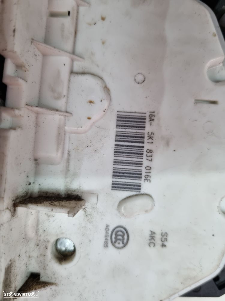 Fechadura da porta direira VW Golf Vll 7 - 2