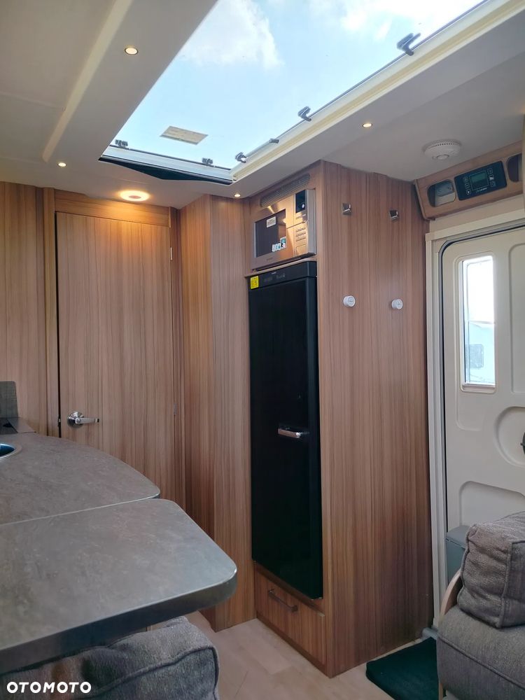 Lunar Lexon 590 - 12