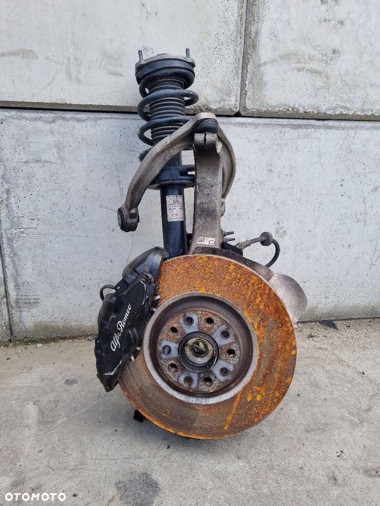 ALFA ROMEO GIULIA Q4 ZWROTNICA AMORTYZATOR WAHACZE PRAWA PRZÓD 00505445620 - 1