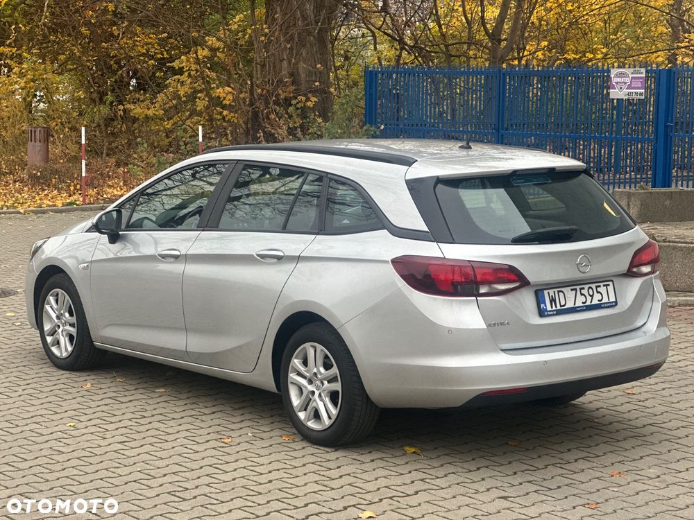 Opel Astra - 6