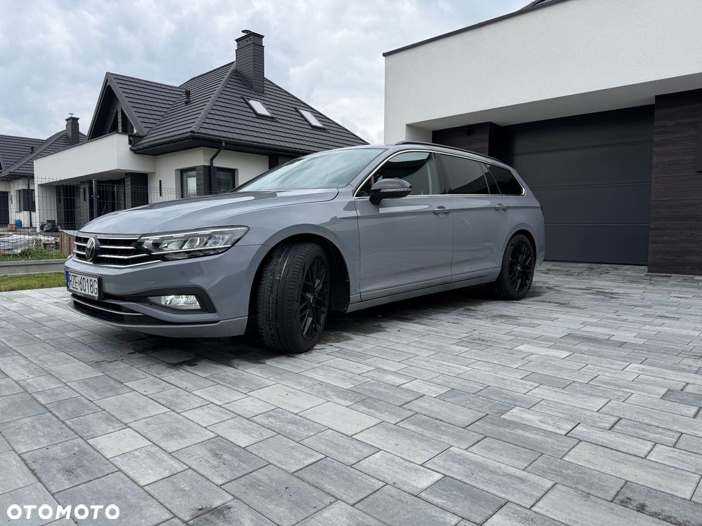Volkswagen Passat 2.0 TDI EVO Business DSG - 2