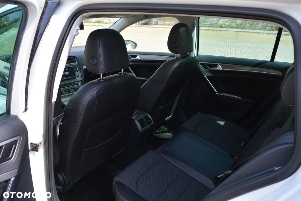 Volkswagen Golf Alltrack 2.0 TDI 4Motion BlueMotion Technol - 11