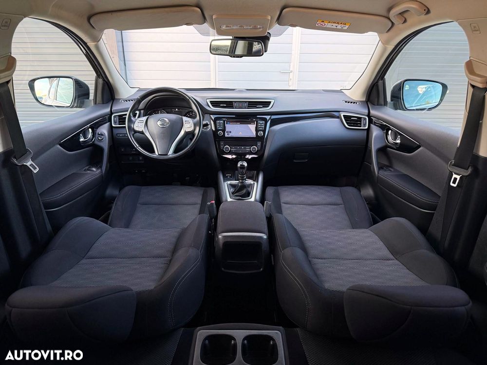 Nissan Qashqai 1.6 DCI 4 x 4 DPF Start/Stop 360 - 25