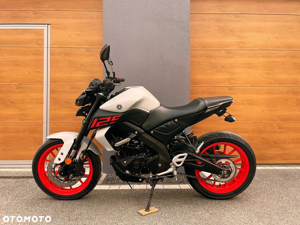 Yamaha MT - 5