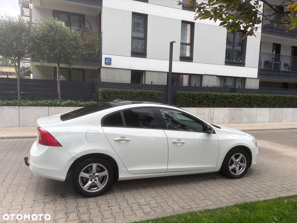 Volvo S60 D2 Drive-E Base - 10