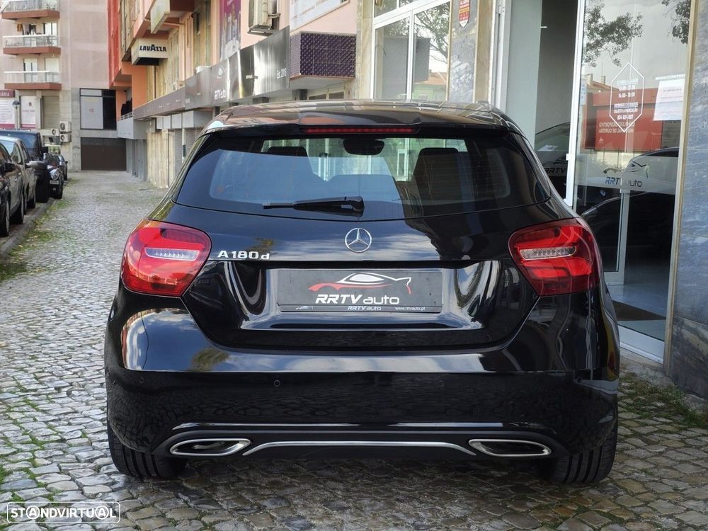 Mercedes-Benz A 180 d Urban - 14