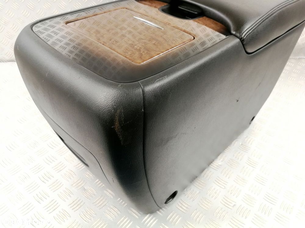 tunel środkowy schowek tapicerka INFINITI QX80 - 5