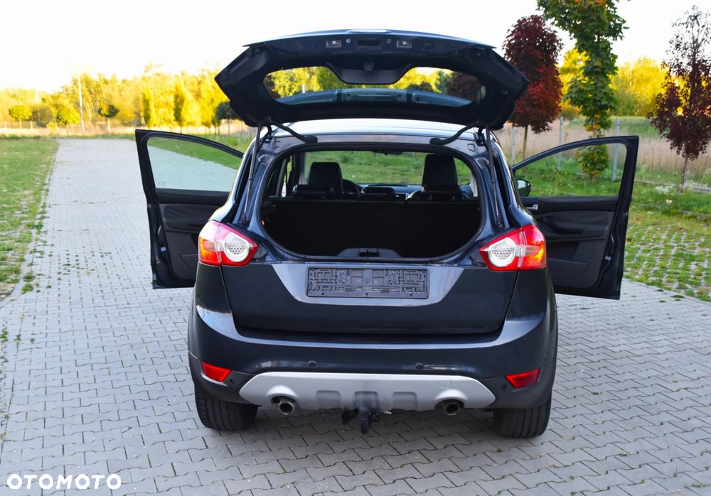 Ford Kuga 2.5 4x4 Titanium - 23