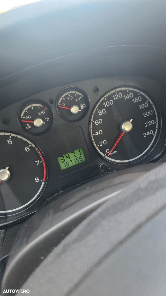 Ford Focus - 6