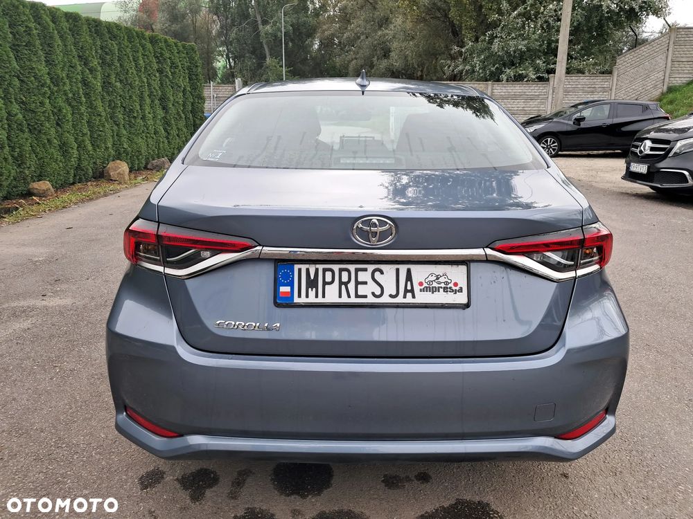 Toyota Corolla - 4