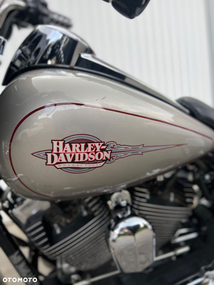 Harley-Davidson Touring Electra Glide - 13