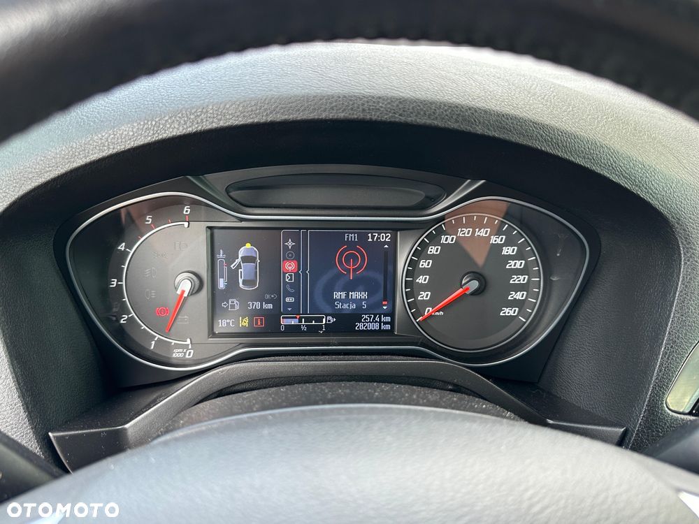 Ford Galaxy 2.0 TDCi DPF Titanium - 41
