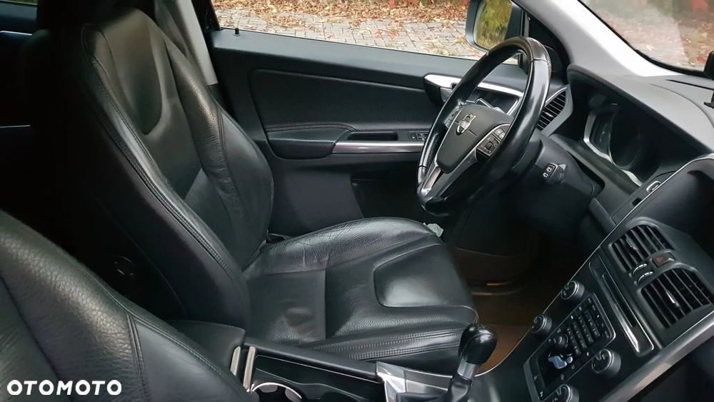 Volvo XC 60 D4 Summum - 16