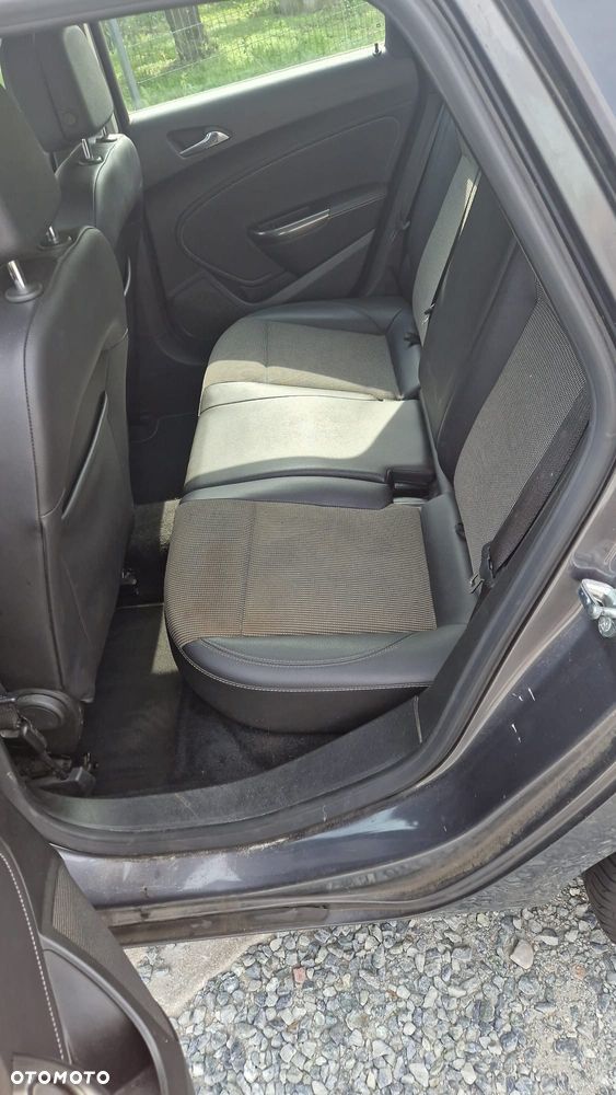 Opel Astra 1.4 Turbo Cosmo - 6