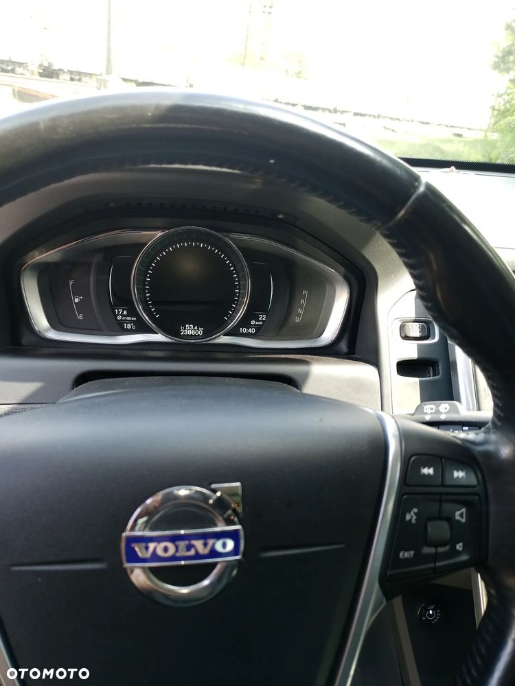 Volvo XC 60 - 10